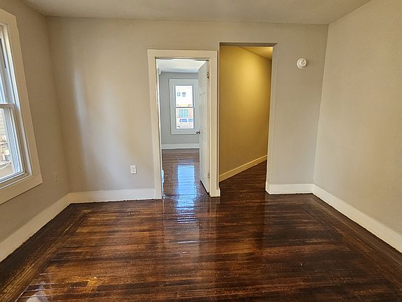 3rd image of 227 County Street A1