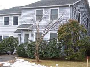 744 Long Hill Rd, Middletown, CT 06457