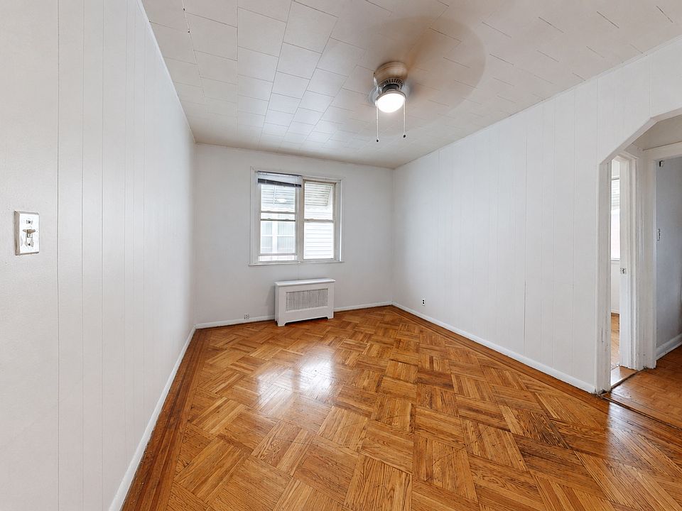 1st image of 92 Village Rd S Floor 2