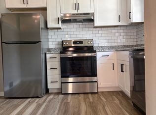 937 Parliament Ave, Madison Heights, MI 48071