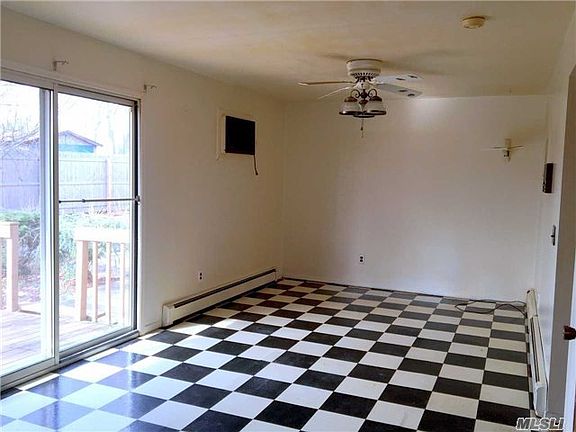 5th image of 26 Clinton Ave