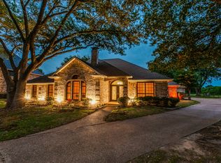 2601 Oak Point Dr, Garland, TX 75044