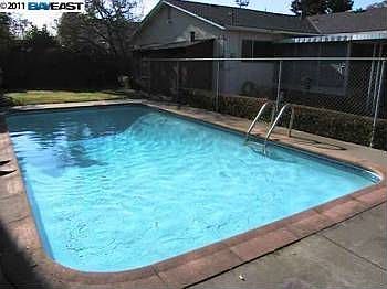 2nd image of 42716 Palm Ave