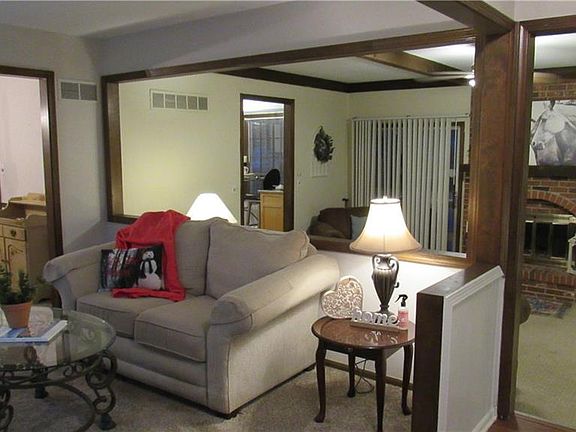 2nd image of 13327 Palmer Ct