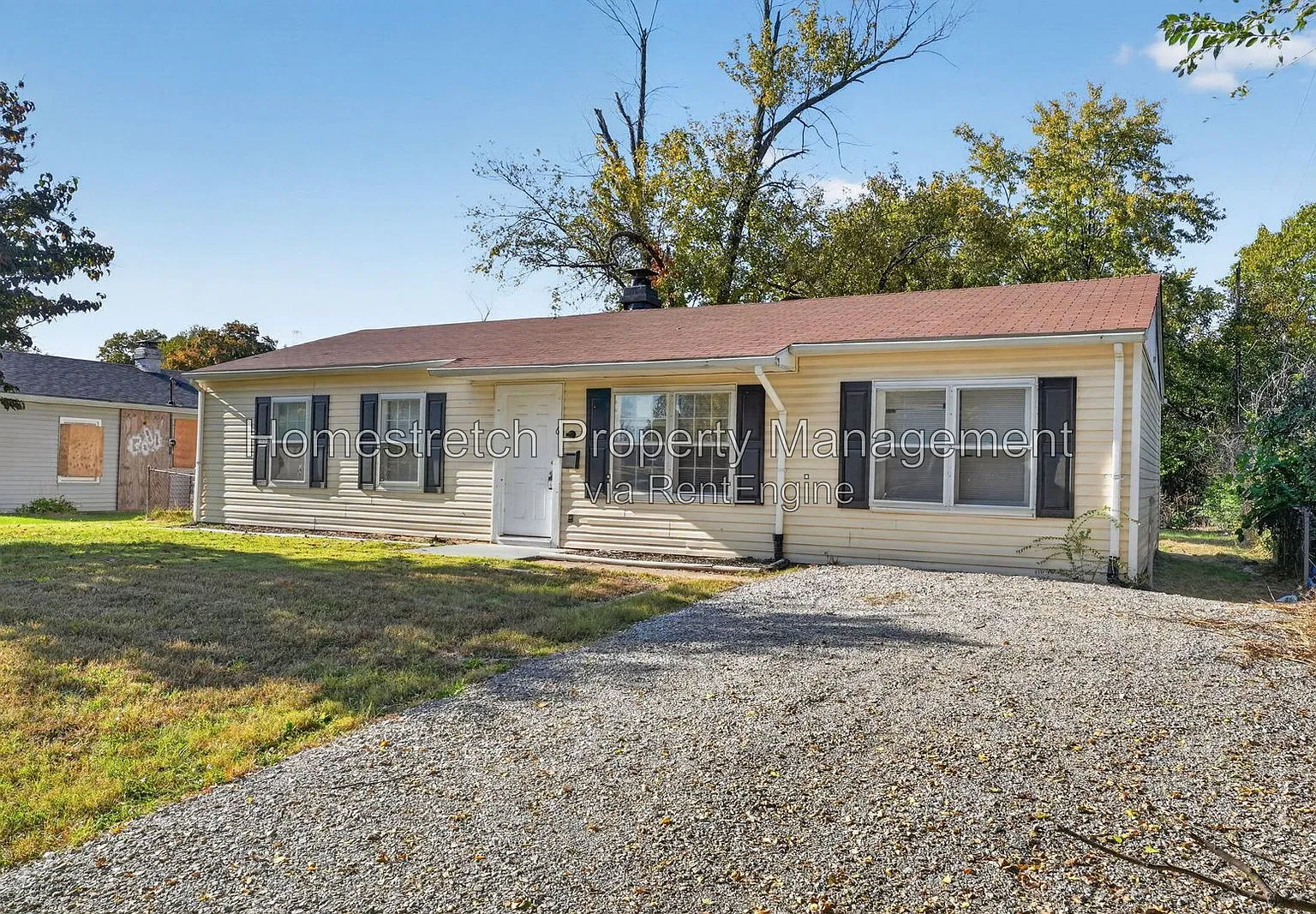 4 bed, 1.0 bath, 1225 sqft, $1,600 — Photo 4