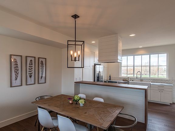 Dining Area, Breakfast Bar