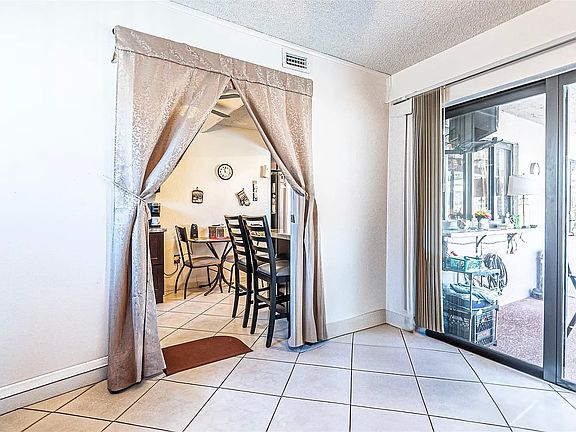 3rd image of 11421 NW 29th Pl #1