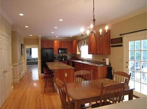 5th image of 13 Cortland Ln
