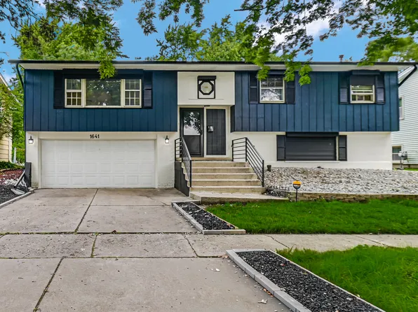 1641 215th Pl, Sauk Village, IL 60411