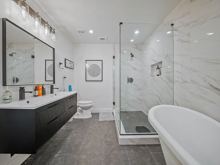 2431 E Manhatton Dr — Photo 27