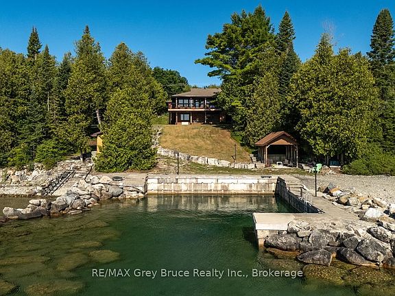 5th image of 491 Balmy Beach Rd