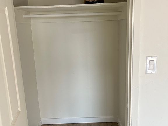 4th image of 4038 Cherokee Ave APT 9