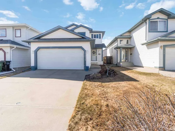 17224 83rd St NW, Edmonton, AB T5Z 3M2