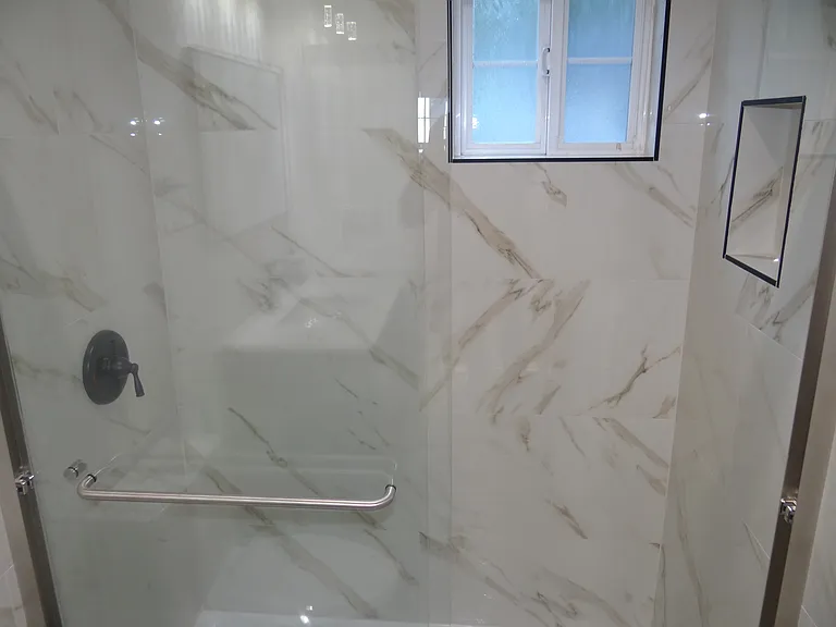 450 Rose Ave — Photo 14