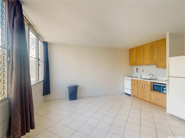 1650 Kanunu St APT 314, Honolulu, HI 96814