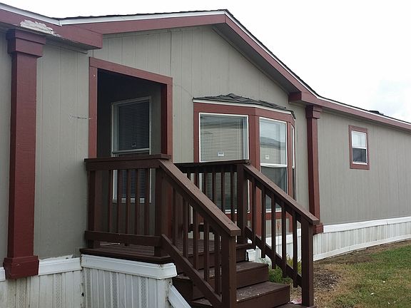 2nd image of 8210 Montgomery Oak