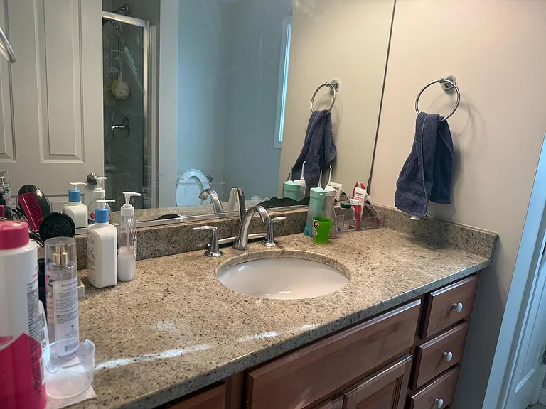 180 Park St #6 — Photo 9