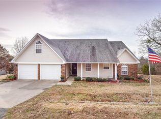 116 Water Tower Rd, Muldrow, OK 74948