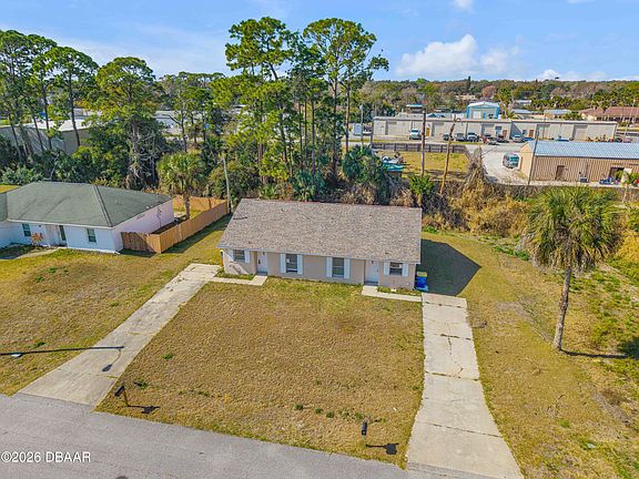 4th image of 1930 Fern Palm Dr