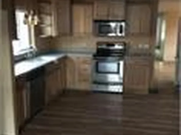 9 Lathrop St, Oswego, NY 13126