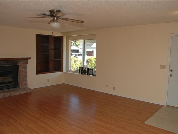 2nd image of 1013 Tanya Dr