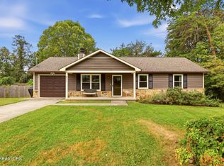 8021 Wilnoty Dr, Knoxville, TN 37931