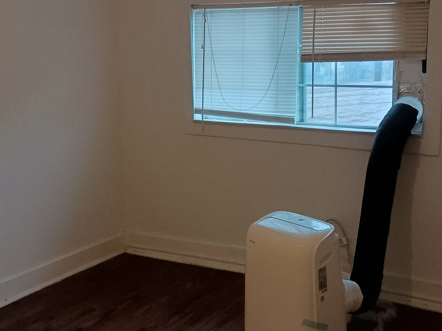 1 bed, 550 sqft, $750 — Photo 3