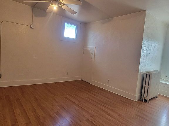 5th image of 428 Greenwood Ave APT 9