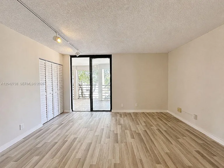 20200 W Country Club Dr #Penthouse 16 — Photo 11