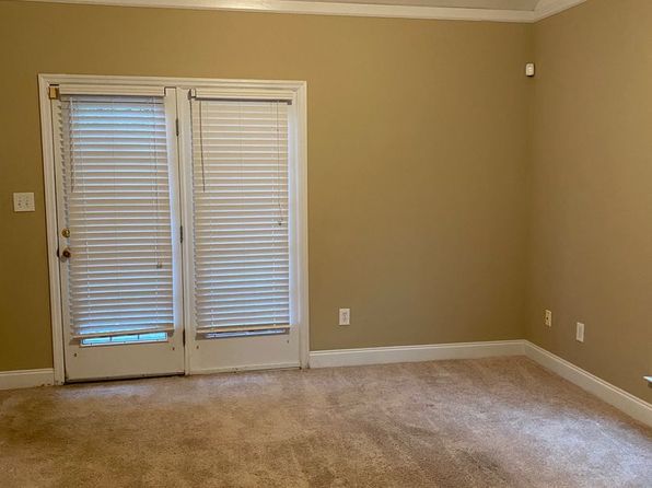221 Brook Ct, Martinez, GA 30907 – 3-bedroom rental in Martinez
