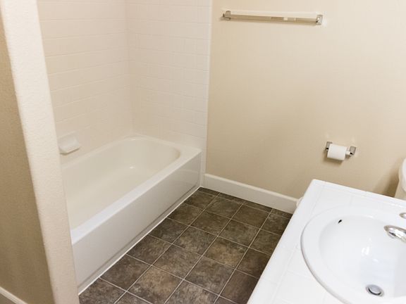 3rd image of 3499 Long Dr