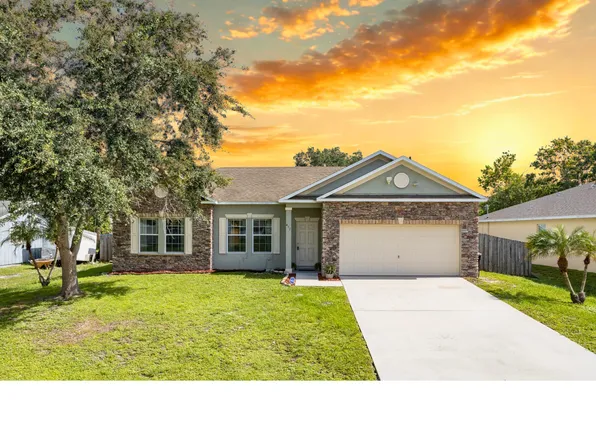 471 Bluefields St SE, Palm Bay, FL 32909