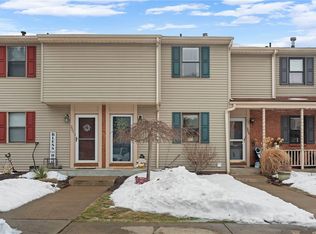 203 Woodhaven Dr, Seven Fields, PA 16046