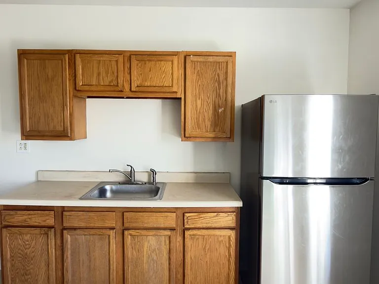 202 E Belden Ave #11 — Photo 1