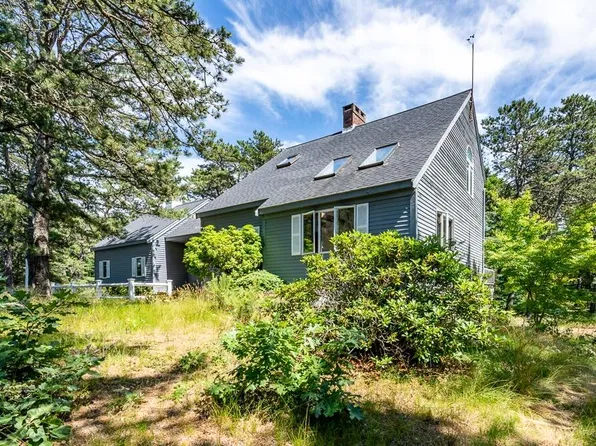 50 Wellfleet Woods Lane, Wellfleet, MA 02667