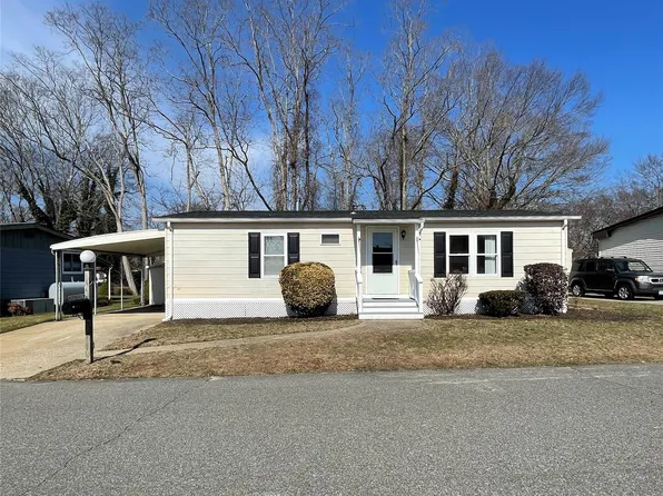 1661 Old Country Road #398, Riverhead, NY 11901