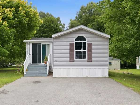 103 Hayes Park, Exeter, NH 03833