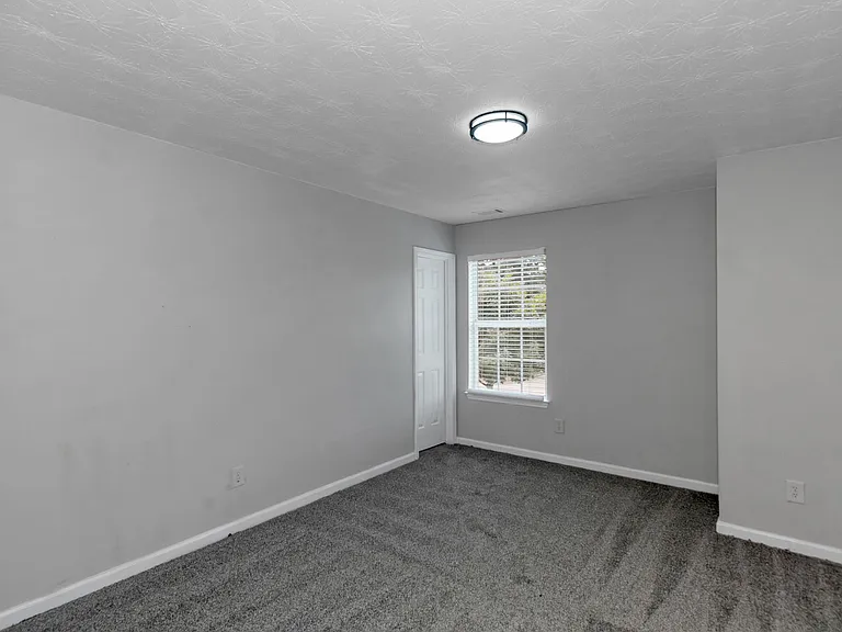 2542 Walter Way — Photo 22