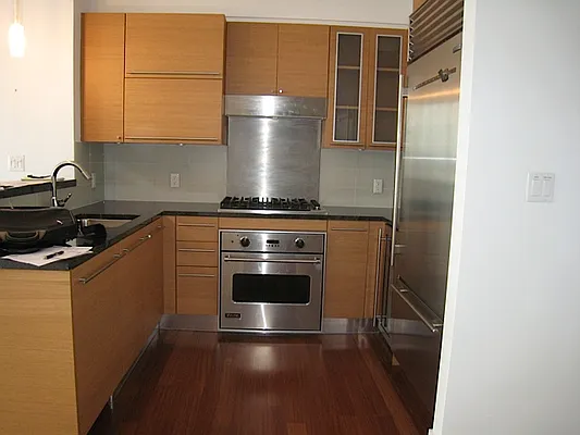 Rented by MLX | media 19