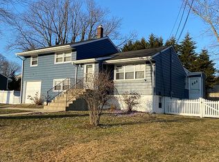 16 Coral Way, Neptune, NJ