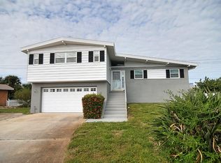 910 Aida Cir, Indian Harbour Beach, FL 32937