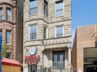 948 W Addison St APT 3, Chicago, IL 60613