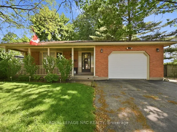 10 Jennifer Ct, Welland, ON L3C 6H8