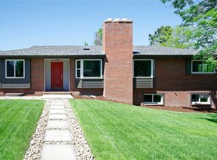 2000 Applewood Dr, Lakewood, CO 80215