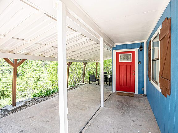 5th image of 504 Balsam Ln