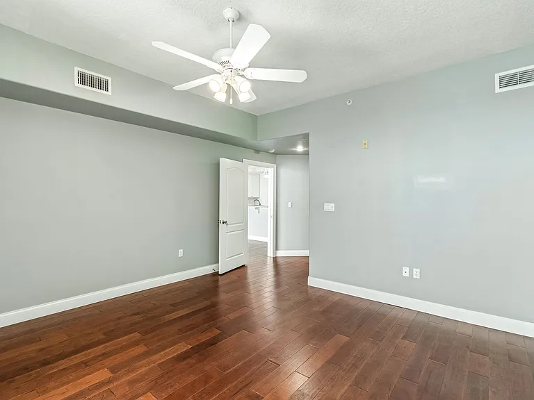 4955 Dixie Hwy NE #503 — Photo 8