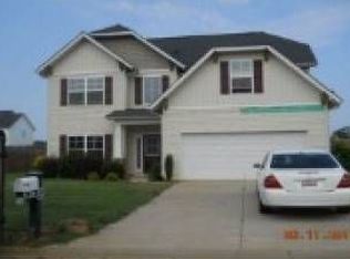 180 Slate Dr, Boiling Springs, SC 29316