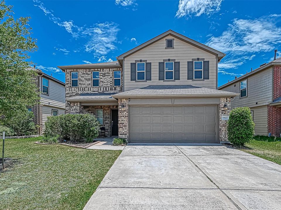 1st image of 19023 Bailey Oaks Ln