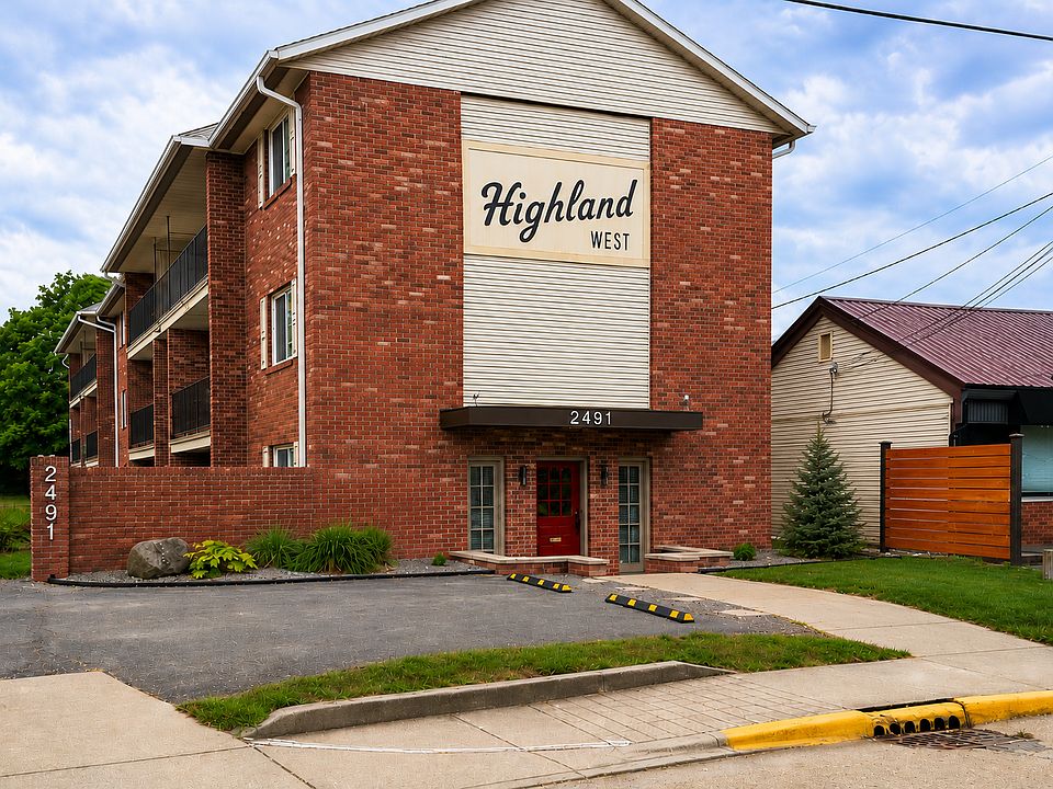 1st image of 2491 Sycamore Ln #1