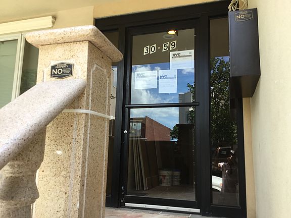 4th image of 3059 38th St